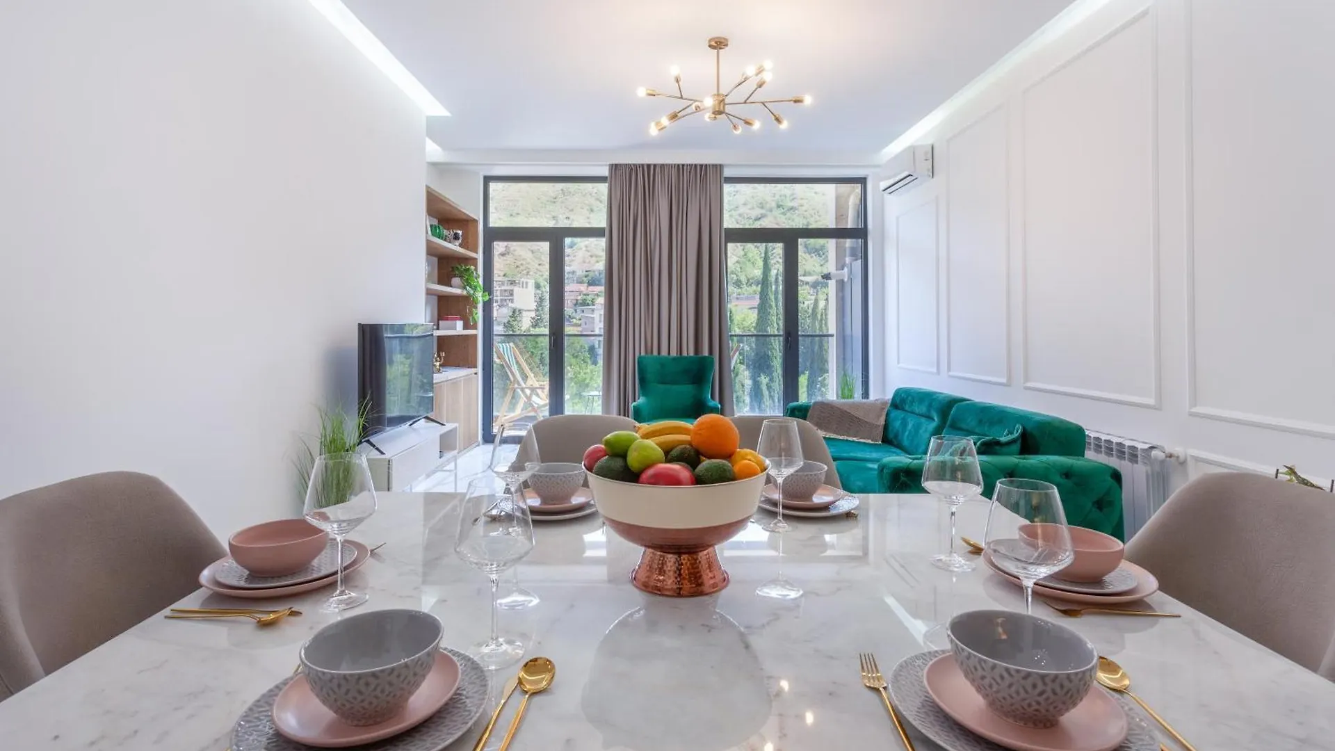 Apartmán Luxury Vera - 2 Bdrm @ City Center Tbilisi Gruzie